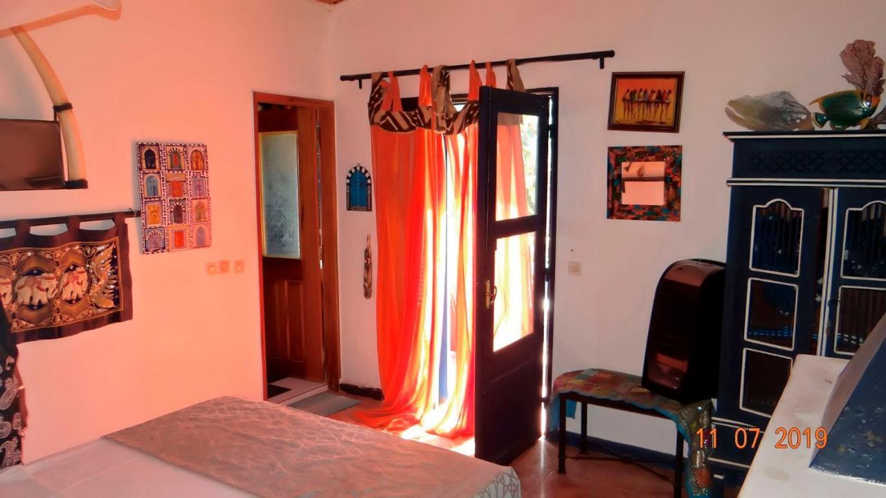 דקר Fabuleuse Villa Keur Bibou מראה חיצוני תמונה